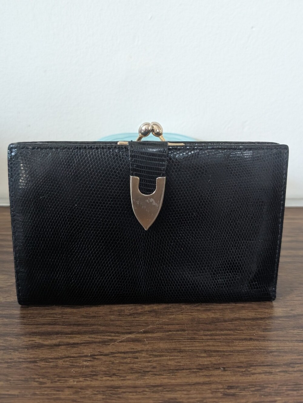 Vintage Saks Fifth Avenue Kisslock Wallet In Snakeskin Leather